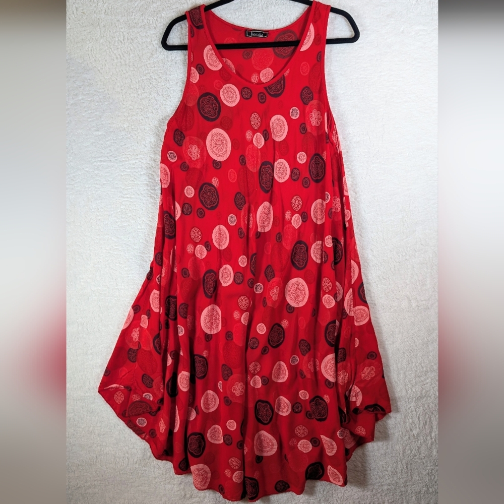 634-Red Made In‎ Italy Sleeveless Dress with Circle Pattern Max Size. Large